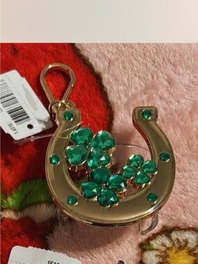 New Bath & Body Works Gold Horseshoe germ x holder with Green Gem Clover Charm